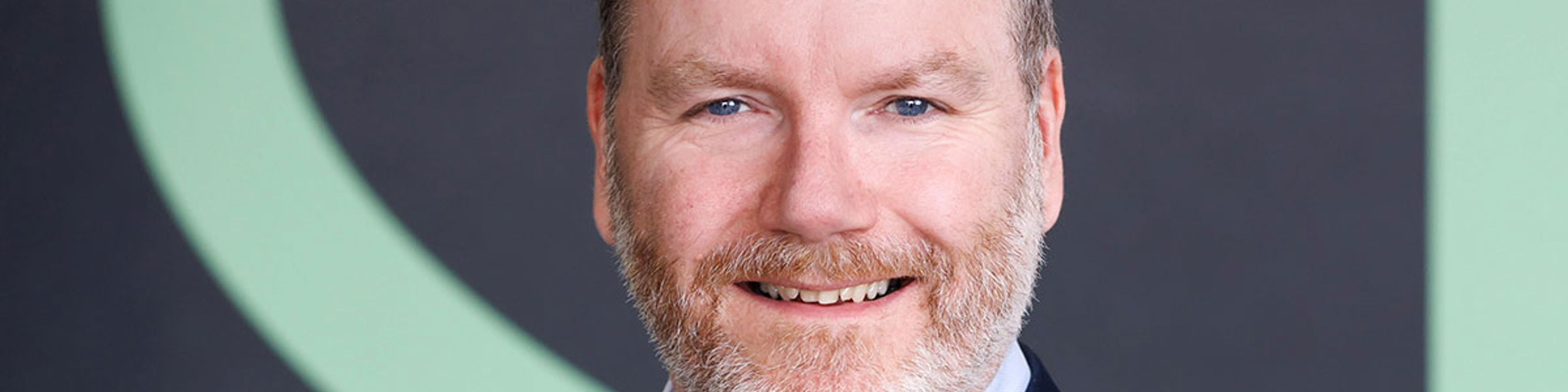 Phil Simmons Headshot